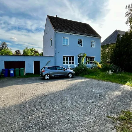 Апартаменты Ausgestattete Mit Garten & Parkplatz *